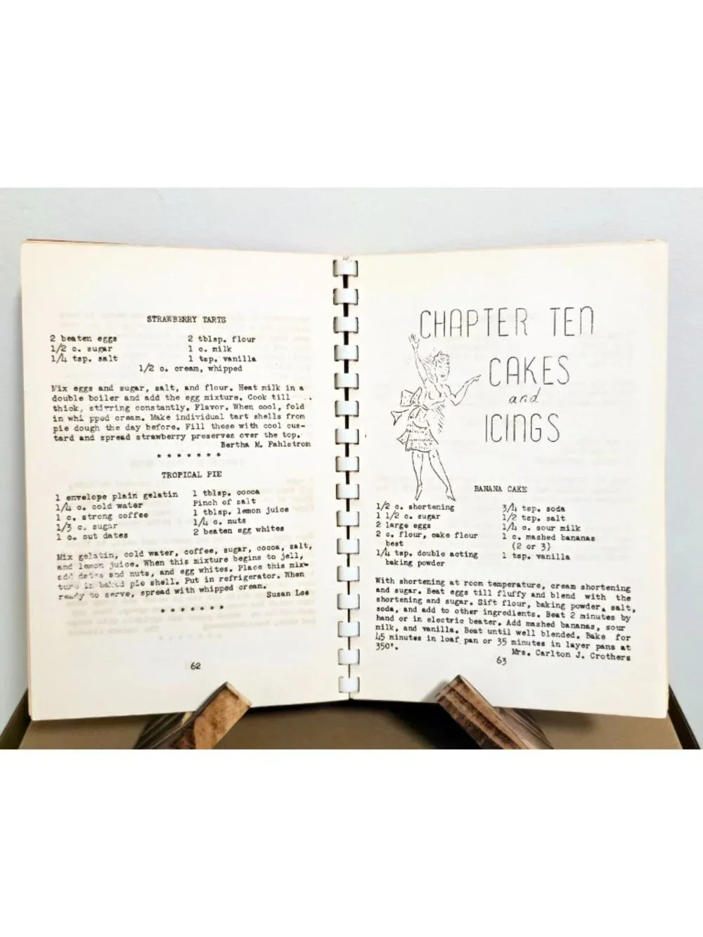 Vintage 1949 Community Cookbook Massachusetts Clinton MA Hospital Guild Recipes